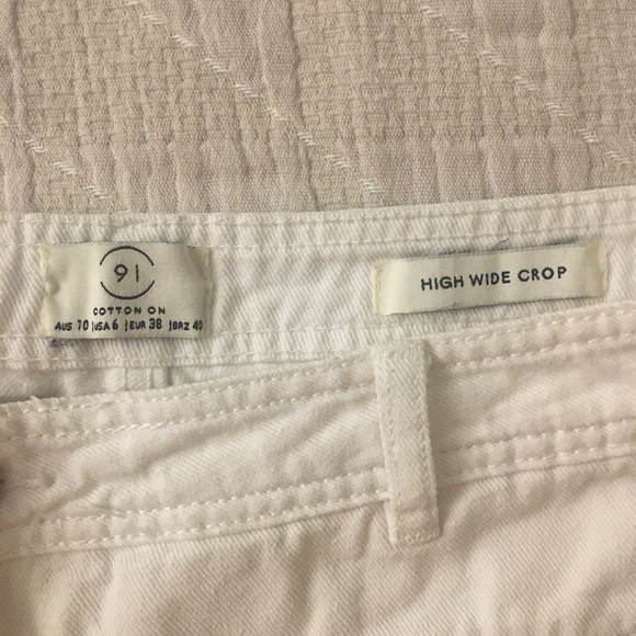 White denim, mid-rise wide-leg cropped pants - Picture 3 of 3